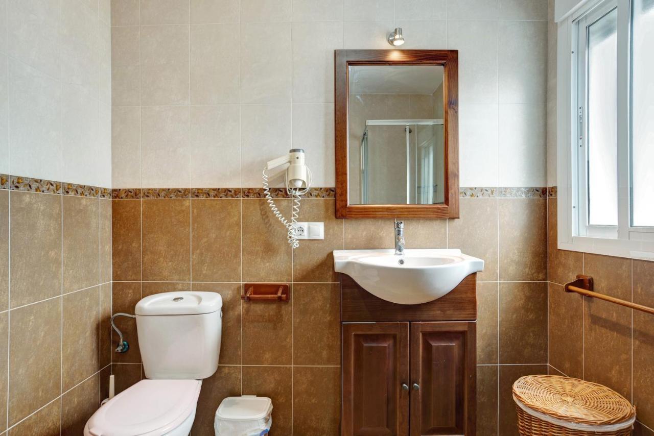 El Ancla 2 - Solo Familias Apartment Conil De La Frontera Ngoại thất bức ảnh
